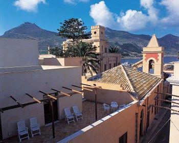 Aegusa Dipendenza Hotel Favignana Exterior photo